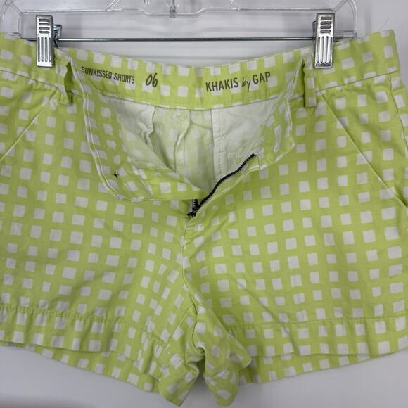 GAP Khaki Shorts Women size 6 Sunkissed Green Gingham 3.5 inseam - Picture 7 of 11